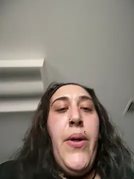 ThicBunz online show from 25, 4, 2026