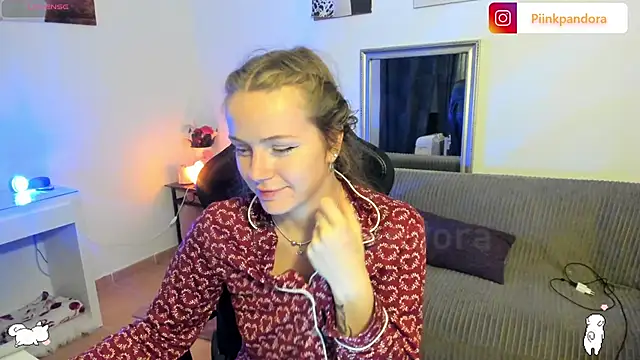 Piinkpandora online show from 12, 3, 2026