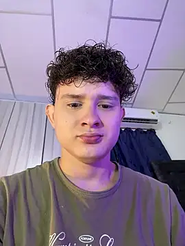 Nathan Bluee online show from 5, 12, 2025