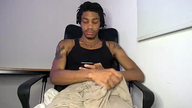 Skinnyblackman online show from 19, 5, 2026