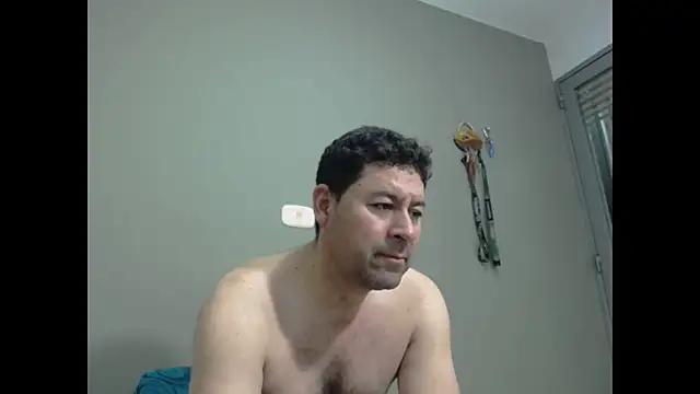 ambar jacksonn online show from 13, 6, 2026