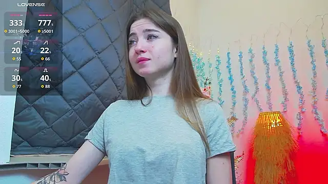 Snapshot of Luxuryalma chatting on 9, 3, 2026 Luxuryalma online show from 9, 3, 2026