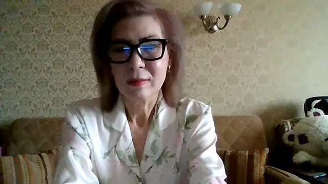 Elegant00Lady online show from 25, 2, 2026