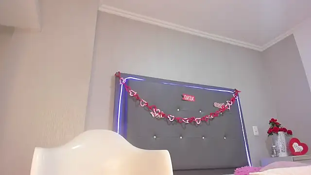 emma lye online show from 21, 4, 2026