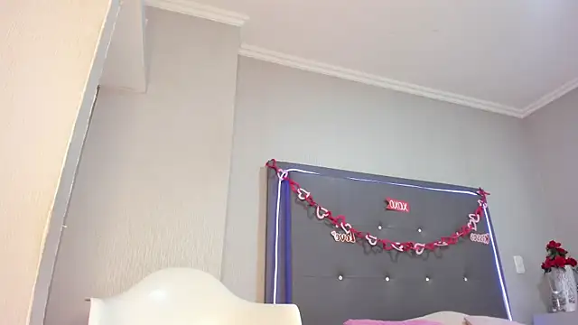 emma lye online show from 28, 4, 2026