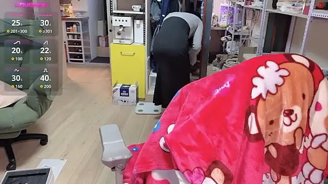 Snapshot of majlee2024 chatting on 21, 2, 2026 majlee2024 online show from 21, 2, 2026