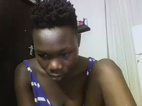 sexyqueen02 online show from 18, 2, 2025