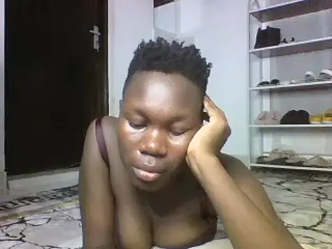 sexyqueen02 online show from 28, 2, 2025