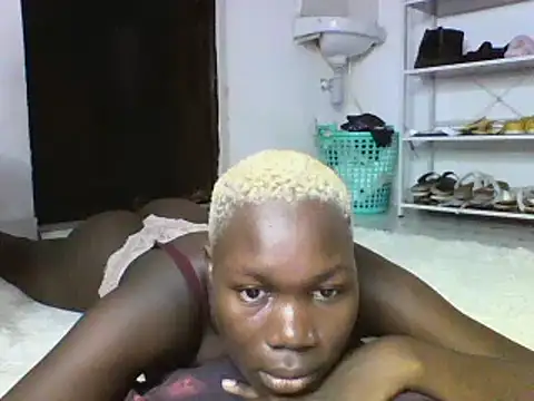 sexyqueen02 online show from 8, 3, 2025