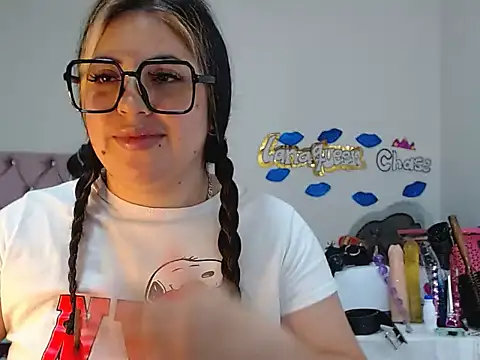 lanaqueen699 online show from 10, 2, 2025