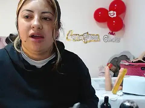 lanaqueen699 online show from 14, 2, 2025