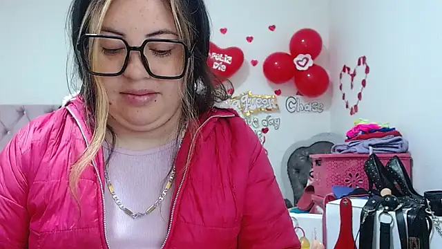 lanaqueen699 online show from 3, 3, 2025