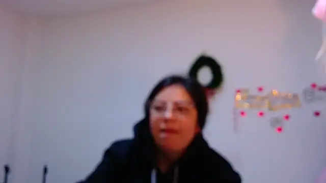 lanaqueen699 online show from 17, 3, 2026