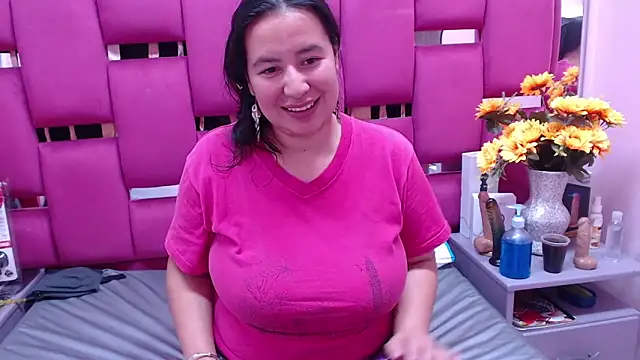 NaomyPrinces online show from 30, 12, 2024