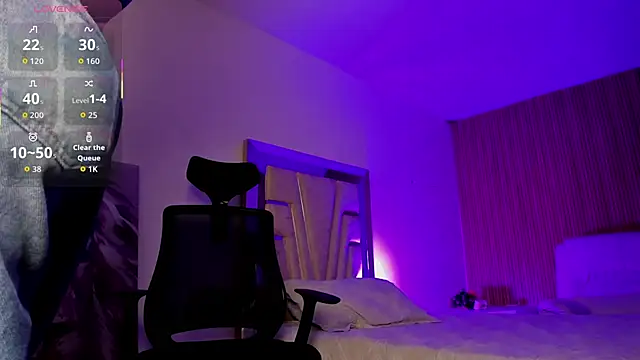 Melany Luv online show from 2, 11, 2025