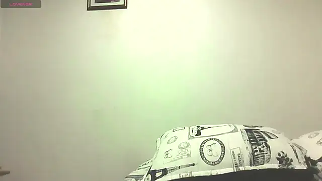 amydeepqueen online show from 3, 3, 2025