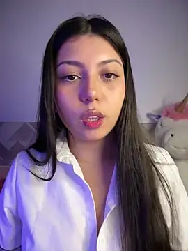 Maii chan online show from 7, 3, 2026