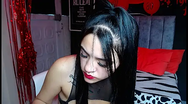 Violettasquirt online show from 11, 3, 2025