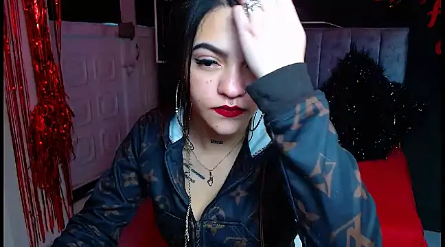 Violettasquirt online show from 22, 3, 2025