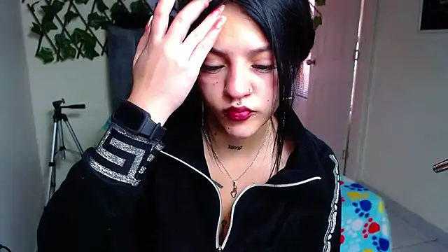 Snapshot of Violettasquirt chatting on 15, 7, 2026 Violettasquirt online show from 15, 7, 2026