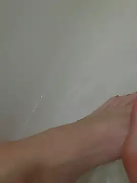 Linda 999 online show from 9, 3, 2025