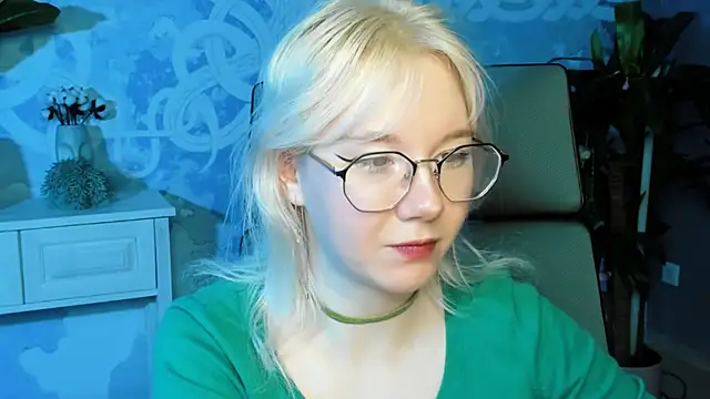 NancyMartinez online show from 17, 1, 2025