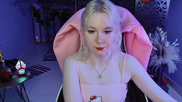 NancyMartinez online show from 25, 2, 2025