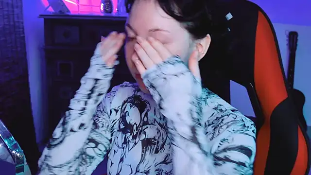 NancyMartinez online show from 23, 9, 2025