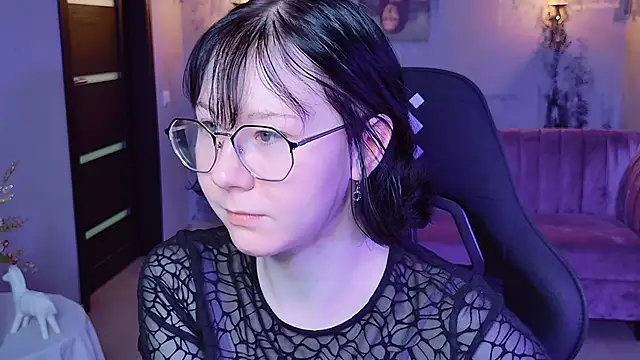 NancyMartinez online show from 30, 9, 2025