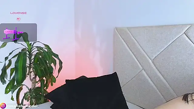 Mariafer05 online show from 6, 1, 2025