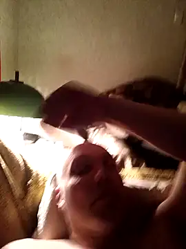 Pineapple04 online show from 31, 3, 2026