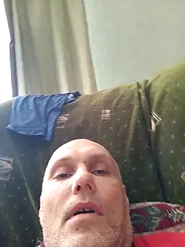 Pineapple04 online show from 26, 4, 2026