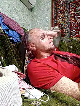 Snapshot of Pineapple04 chatting on 18, 5, 2026 Pineapple04 online show from 18, 5, 2026