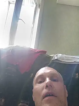 Snapshot of Pineapple04 chatting on 11, 6, 2026 Pineapple04 online show from 11, 6, 2026