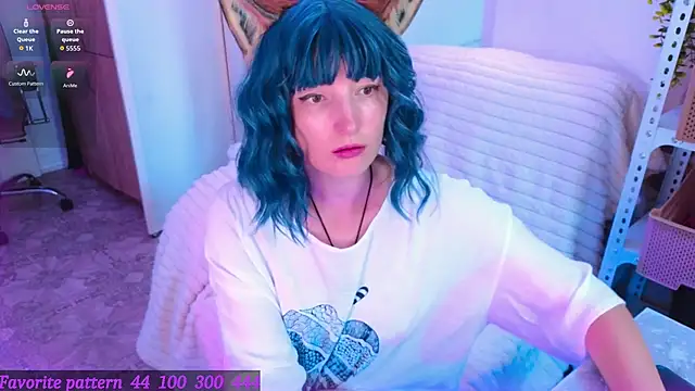 Toxic Ellies online show from 28, 6, 2026