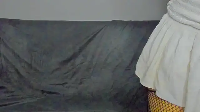 SuriFlirt online show from 13, 3, 2025