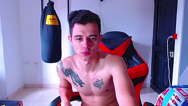ADAM HOT online show from 18, 6, 2026