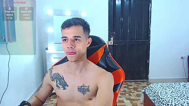 ADAM HOT online show from 15, 7, 2026