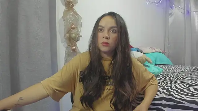 Snapshot of HARLEYNAPIER chatting on 20, 11, 2025 HARLEYNAPIER online show from 20, 11, 2025