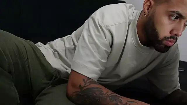 Hendry  online show from 12, 2, 2025