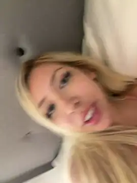 Snapshot of Sofy_Softtt chatting on 6, 4, 2026 Sofy Softtt online show from 6, 4, 2026