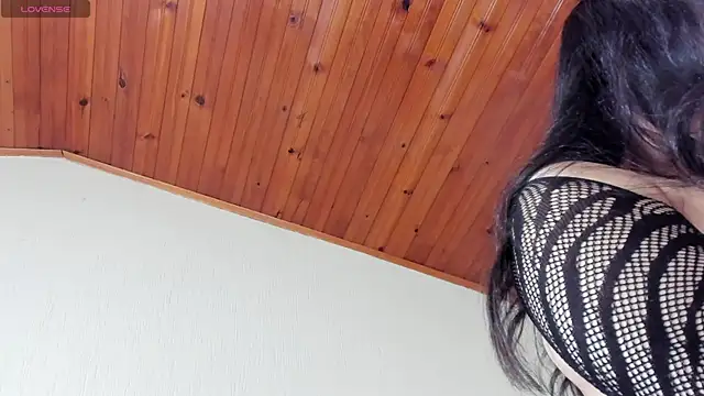 Cuty sexy hot online show from 25, 4, 2026