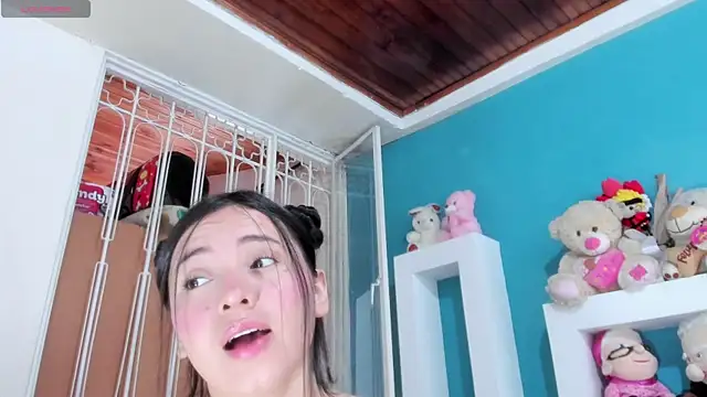 Cuty sexy hot online show from 12, 6, 2026