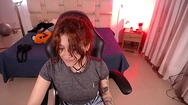 Snapshot of liz-beths chatting on 7, 12, 2024 liz-beths online show from 7, 12, 2024