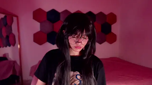 Snapshot of liz-beths chatting on 3, 3, 2025 liz-beths online show from 3, 3, 2025