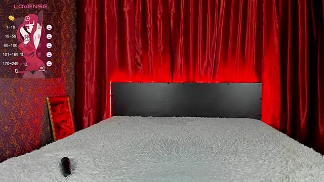 Witch Lady online show from 28, 1, 2025