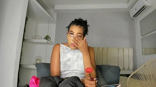 Snapshot of flavia_cruz chatting on 11, 5, 2026 flavia cruz online show from 11, 5, 2026