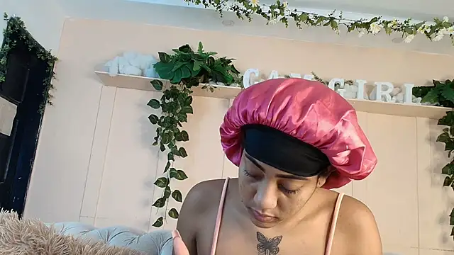 Snapshot of flavia_cruz chatting on 23, 5, 2026 flavia cruz online show from 23, 5, 2026