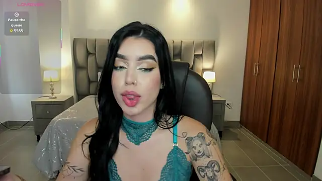 zoee jackson online show from 9, 6, 2026