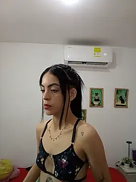 LilitRobins online show from 5, 7, 2026